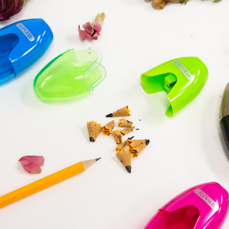 BAZIC Xtreme Oval Sharpener w/ Receptacle (3/Pack)