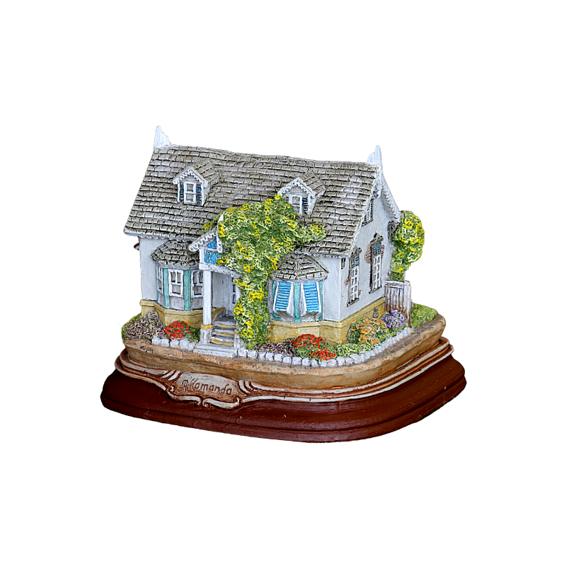 Llanos & Maingot Houses – Allamanda