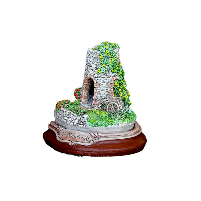 Llanos & Maingot Houses – Ole Windmill