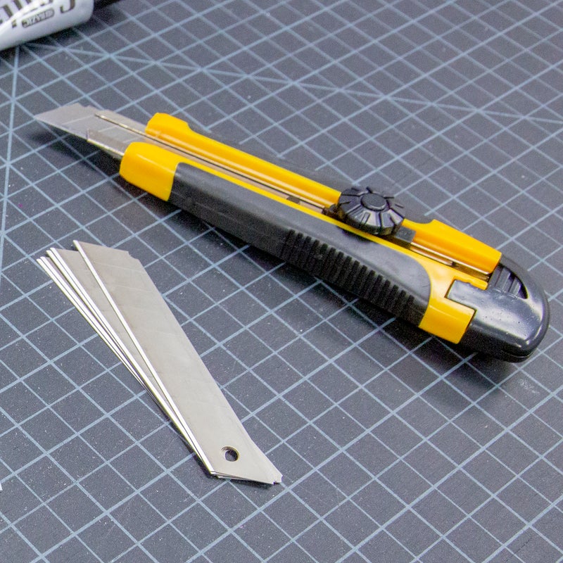 BAZIC Replacement Cutter Blades w/ Tube (8/Tube)