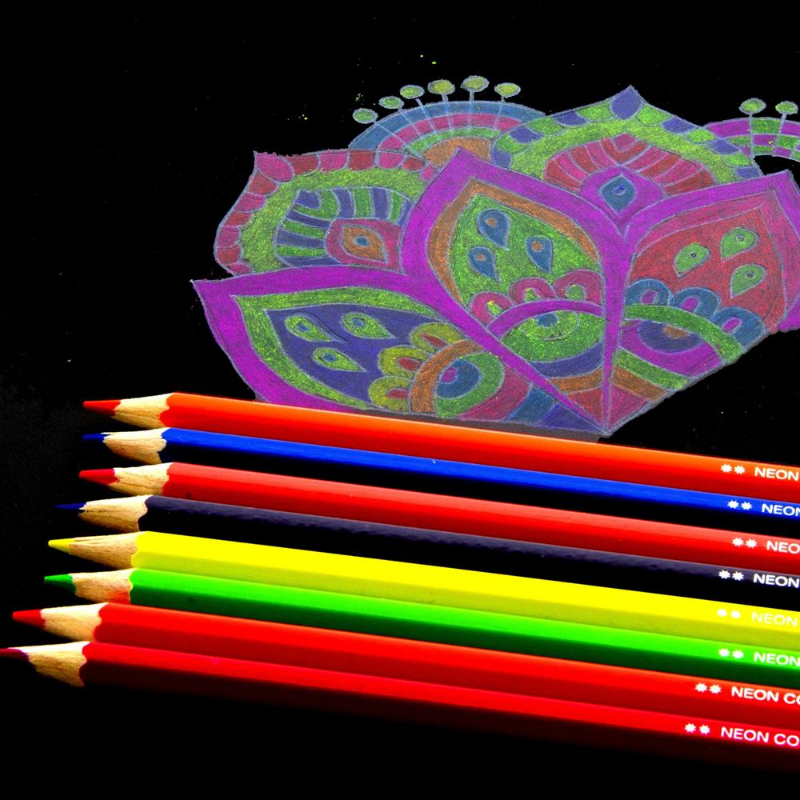 BAZIC 8 Neon Coloured Pencils