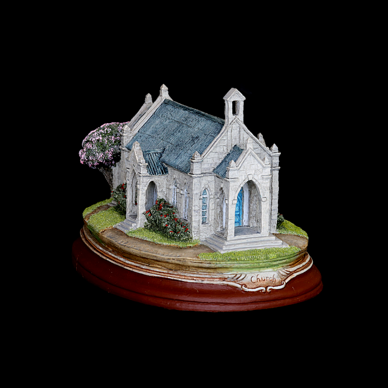 Llanos_MaingotHouses_Church.